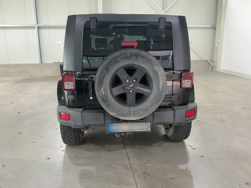 Jeep Wrangler Unlimited 2.8 CRD Sahara — zdjęcie 5