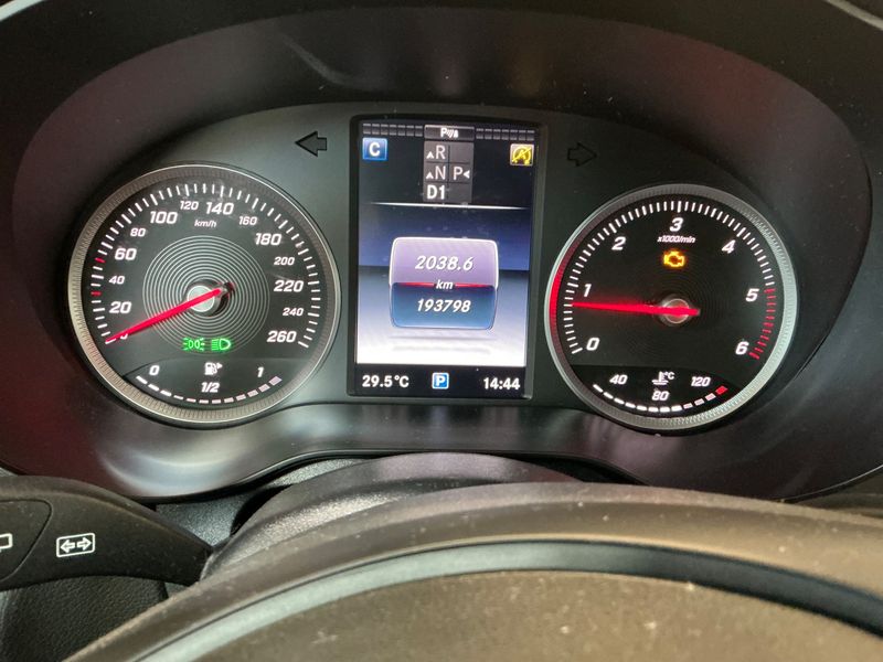 Mercedes-Benz C-Klasse C 220 d T BlueTEC — zdjęcie 13