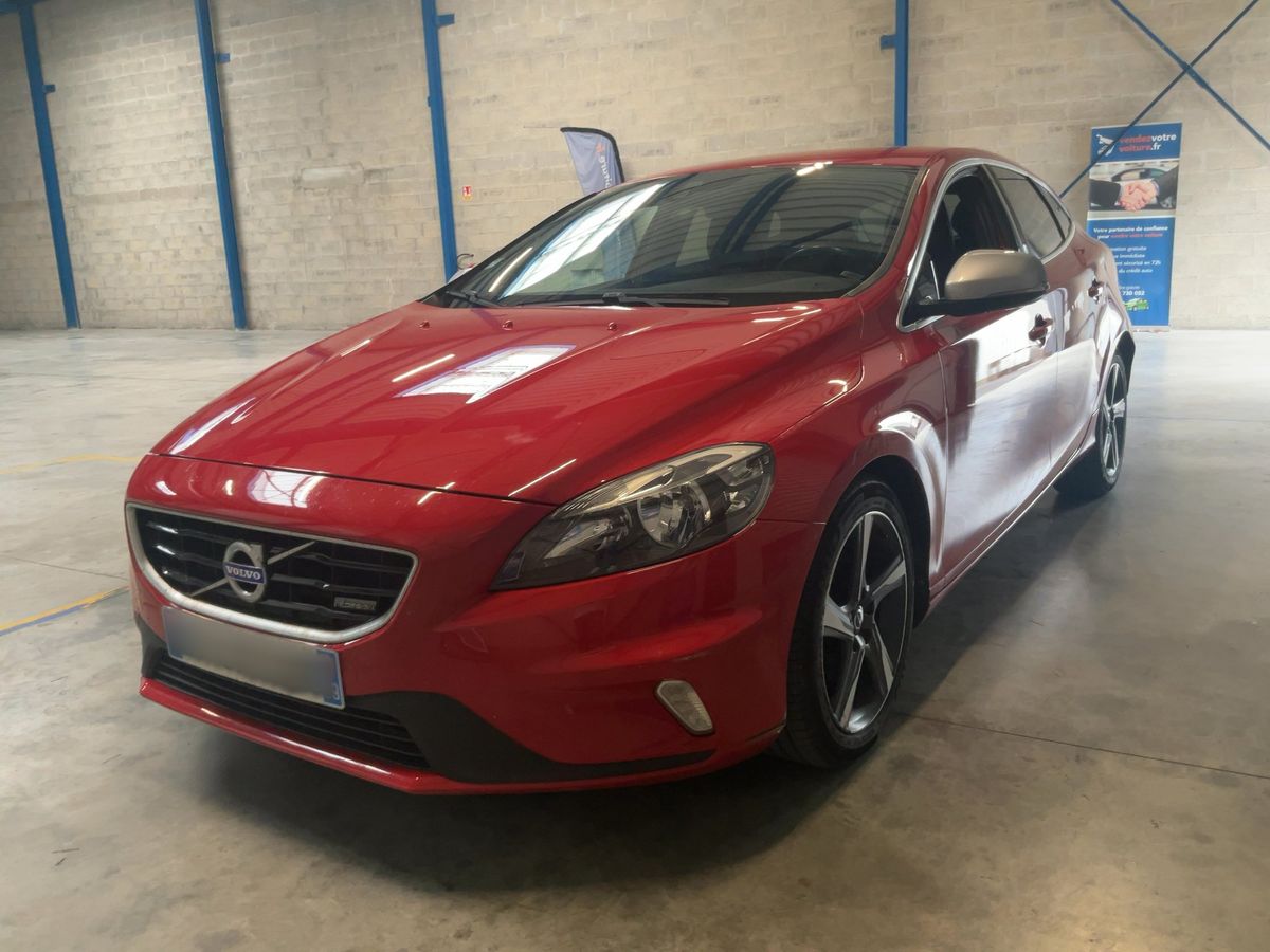 Volvo V40 2015