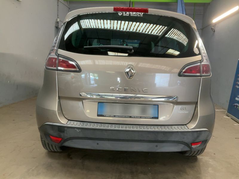 Renault Scenic 1.5 dCi Dynamique 2012 – снимка 7