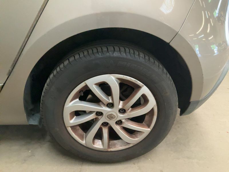 Renault Scenic 1.5 dCi Dynamique 2012 – снимка 5