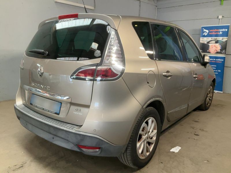 Renault Scenic 1.5 dCi Dynamique 2012 – снимка 8