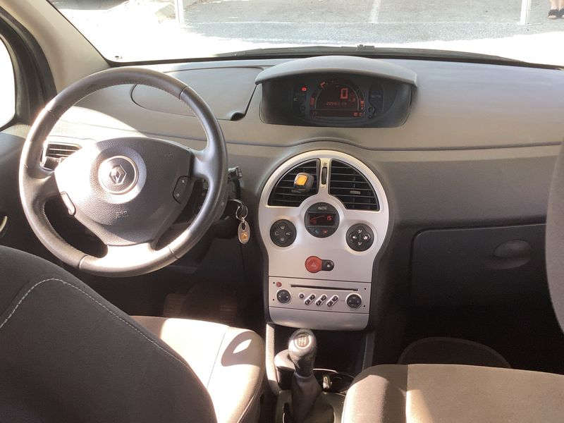 Renault Grand Modus 1.5 dCi Dynamique 2008 – снимка 17