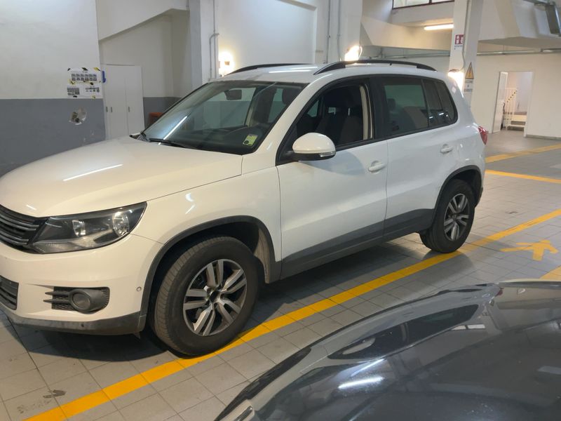 Volkswagen Tiguan 2.0 TDI Trend & Fun BlueMotion Tech — zdjęcie 2