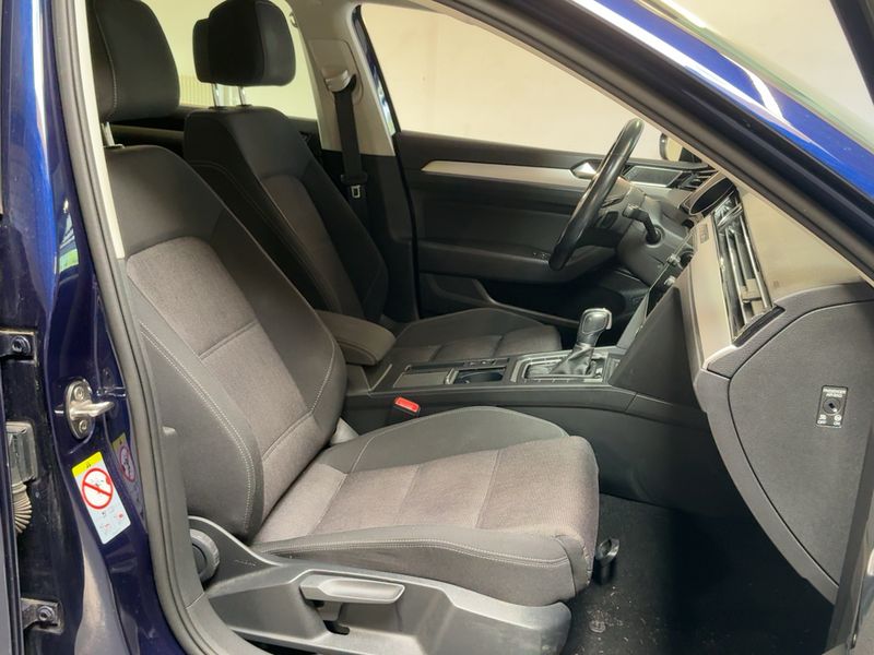 Volkswagen Passat 1.6 TDI Comfortline BlueMotion Tech 2019 – снимка 16