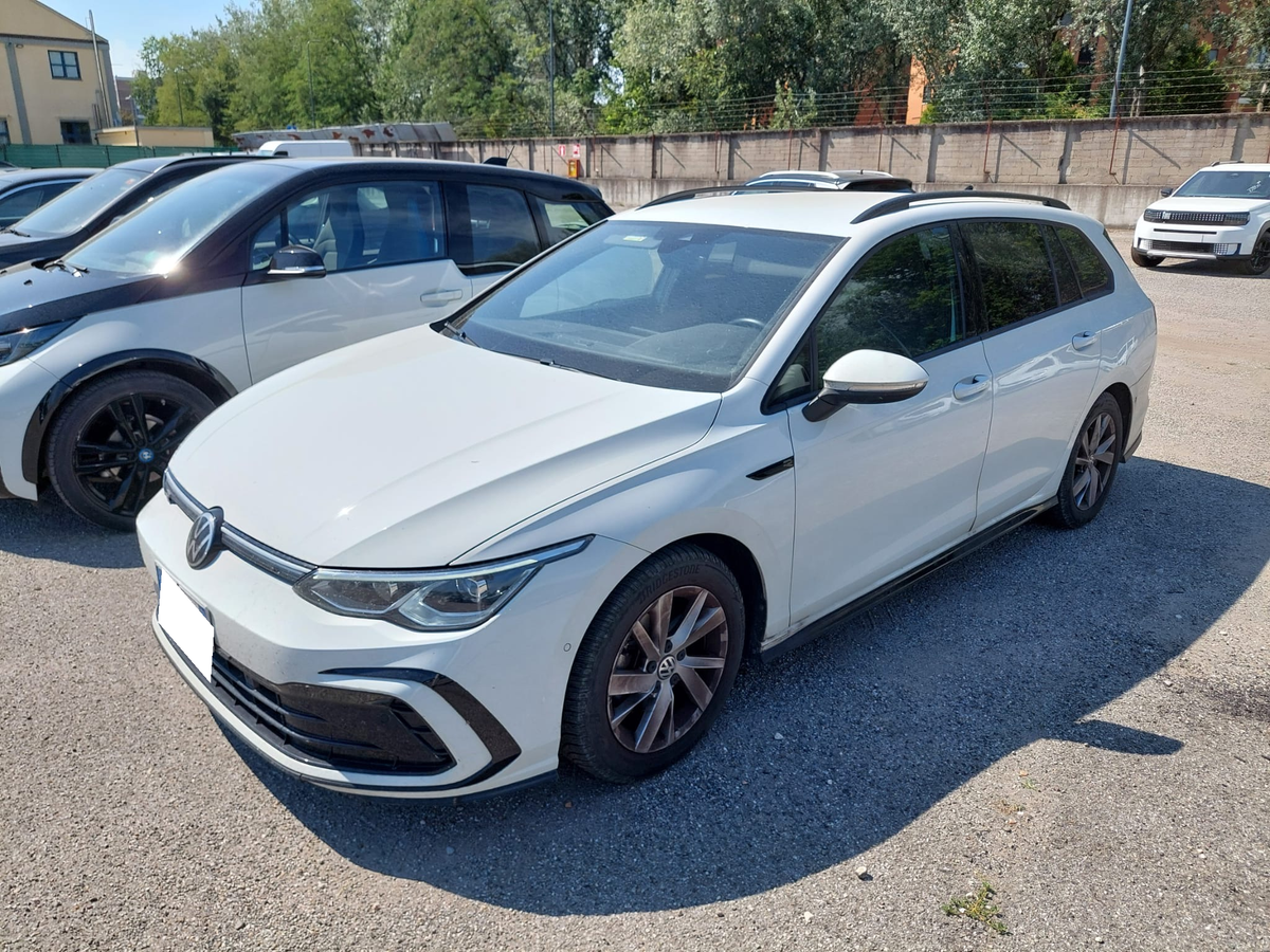 Volkswagen Golf 2023