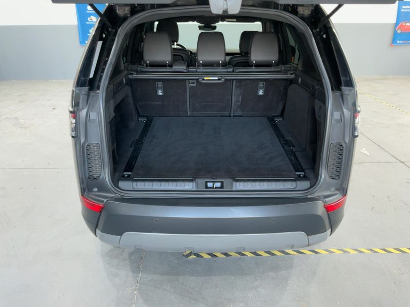Land Rover Discovery 5 2.0 Td4 SE — zdjęcie 10