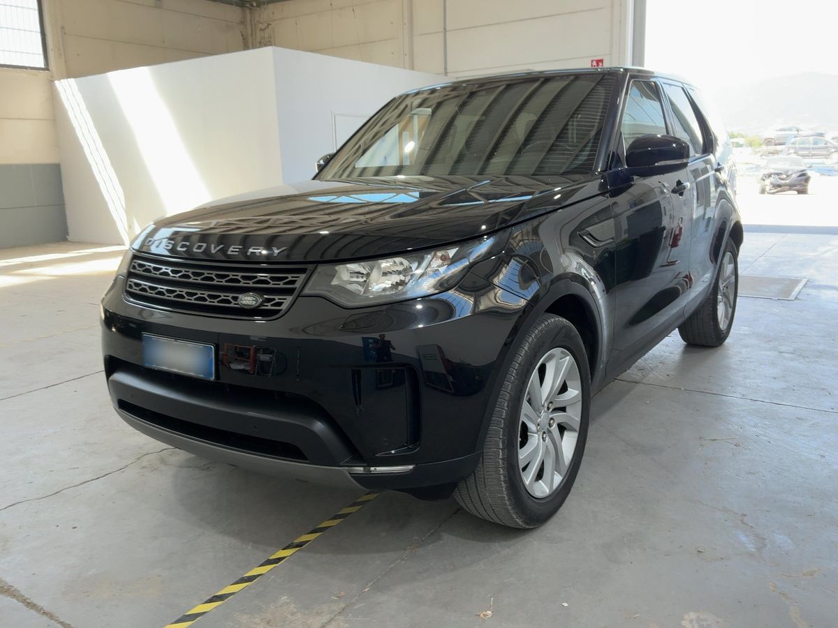 Land Rover 2018 — photo 1