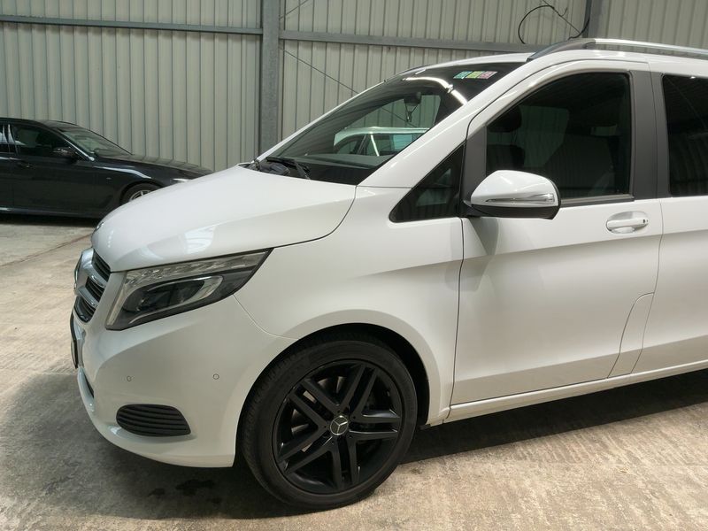 Mercedes-Benz V-Klasse V 220 d lang BlueTEC Edition — zdjęcie 2