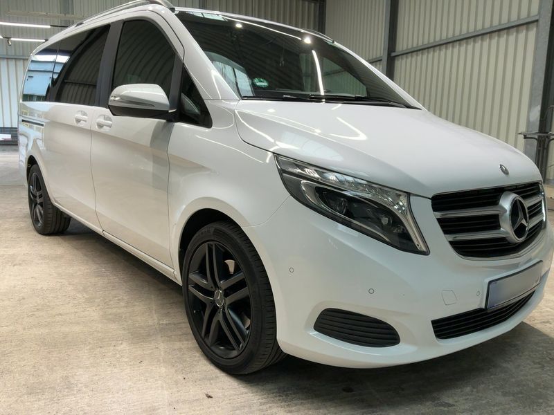 Mercedes-Benz V-Klasse V 220 d lang BlueTEC Edition — zdjęcie 8