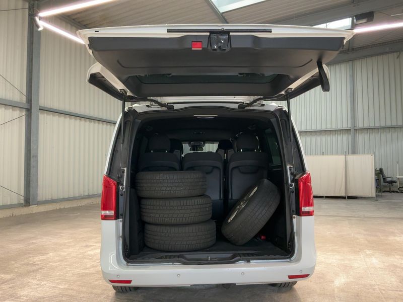 Mercedes-Benz V-Klasse V 220 d lang BlueTEC Edition — zdjęcie 10
