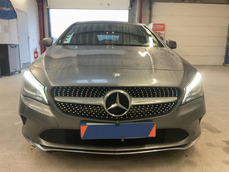 Mercedes-Benz CLA-Klasse CLA 200 d Shooting Brake Sensation — zdjęcie 9