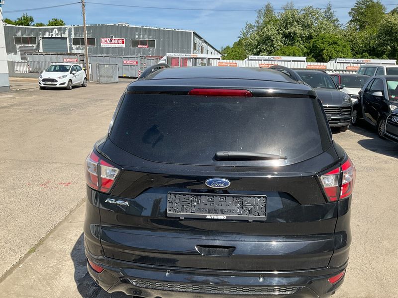 Ford Kuga 1.5 EcoBoost ST-Line — zdjęcie 5