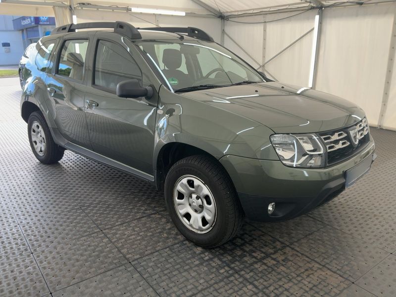 Dacia Duster 1.6 Laureate 4x2 — zdjęcie 8