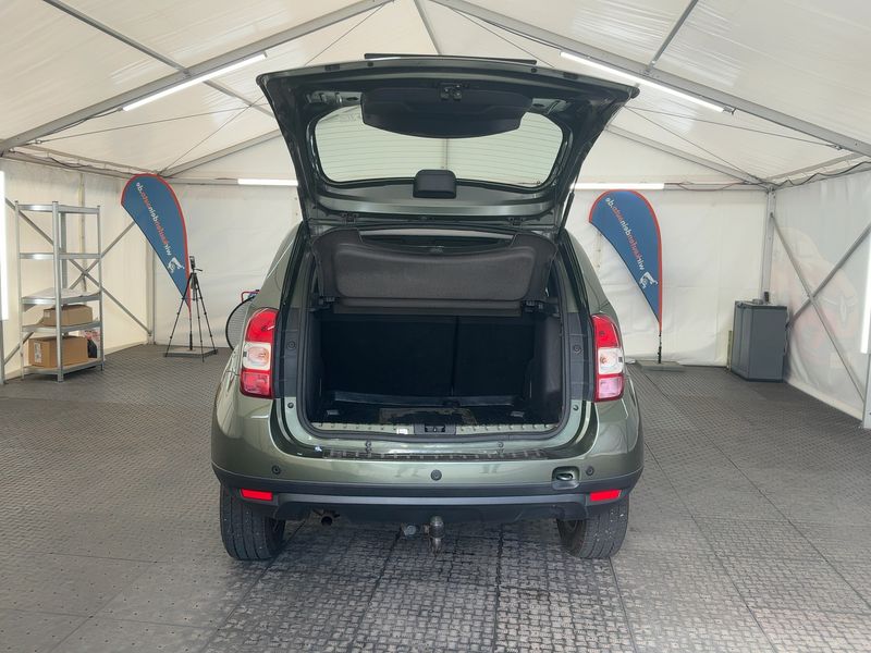 Dacia Duster 1.6 Laureate 4x2 — zdjęcie 10
