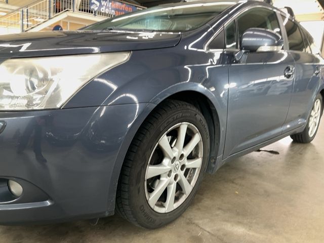 Toyota Avensis 1.8 Executive
