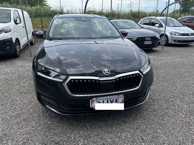 Skoda Octavia 2.0 TDI Executive — zdjęcie 7
