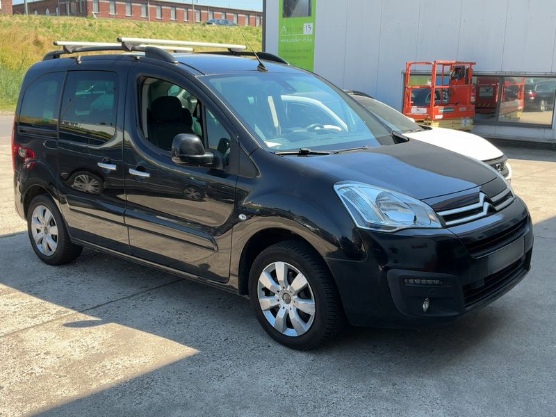 Citroen Berlingo 1.2 PureTech Selection — zdjęcie 8