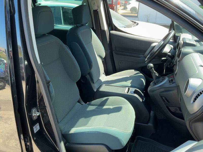 Citroen Berlingo 1.2 PureTech Selection — zdjęcie 11