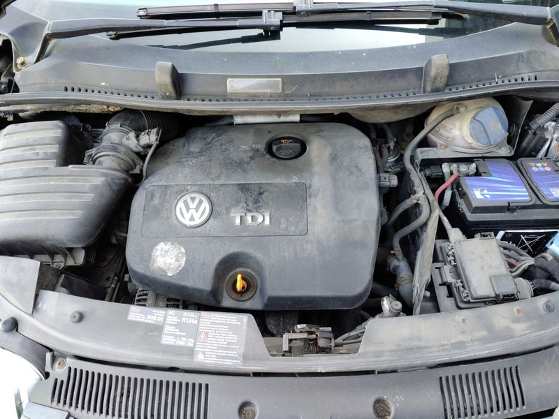 Volkswagen Sharan 1.9 TDI Comfortline — zdjęcie 8