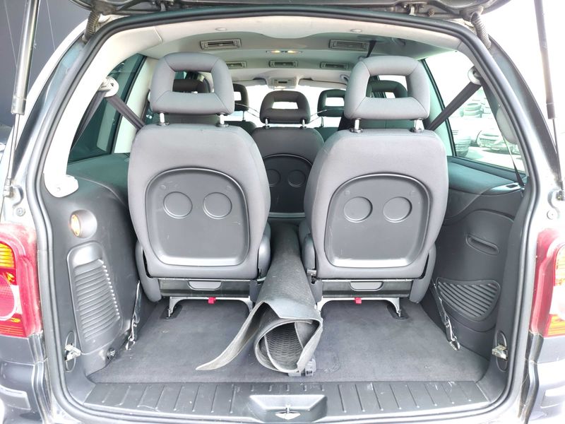 Volkswagen Sharan 1.9 TDI Comfortline — zdjęcie 9