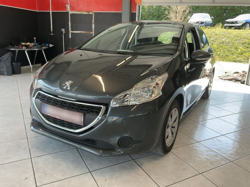 Peugeot 208 1.4 HDi Active 2014 – снимка 1