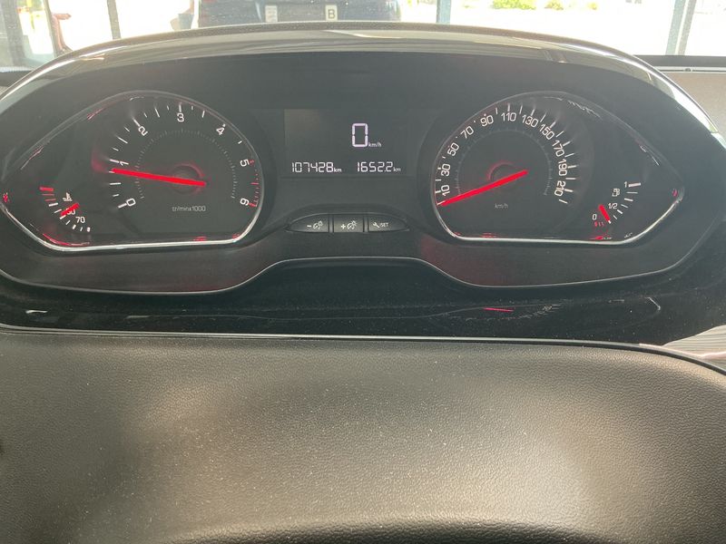 Peugeot 208 1.4 HDi Active 2014 – снимка 18