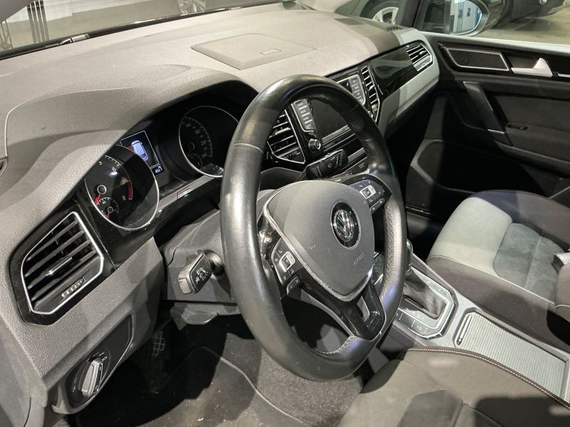 Volkswagen Golf VII Sportsvan 1.4 TSI Highline BlueMotion Tech 2015 – снимка 24