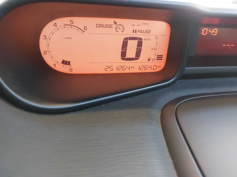 Citroen C3 Picasso 1.6 HDi Exclusive — zdjęcie 12