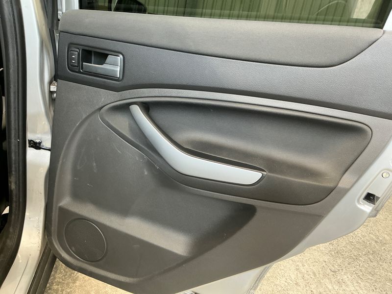 Ford Kuga 2.0 TDCi Trend 2012 – снимка 27
