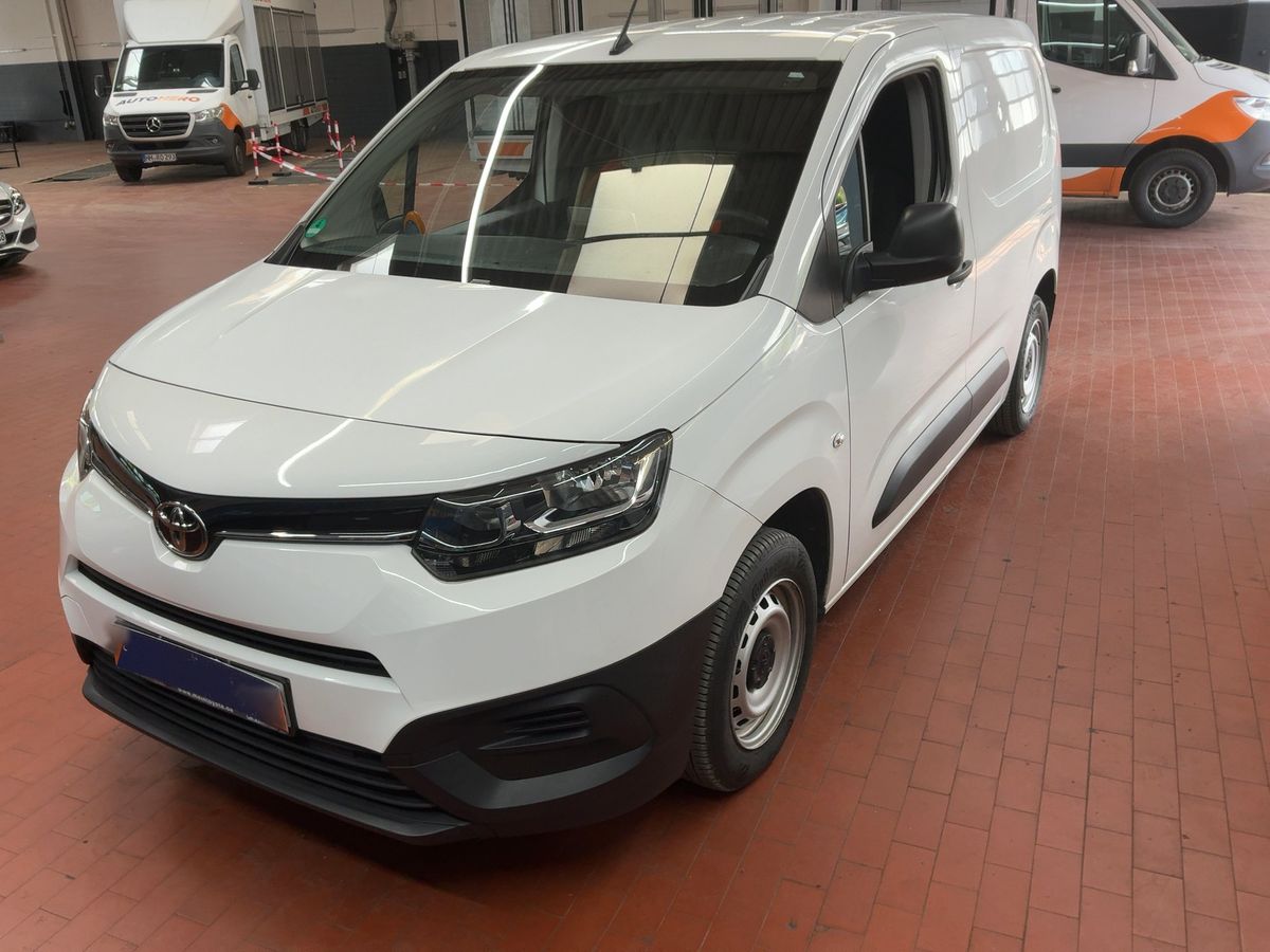 Toyota ProAce 2022 — photo 1