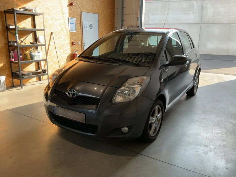 2010 Toyota Yaris