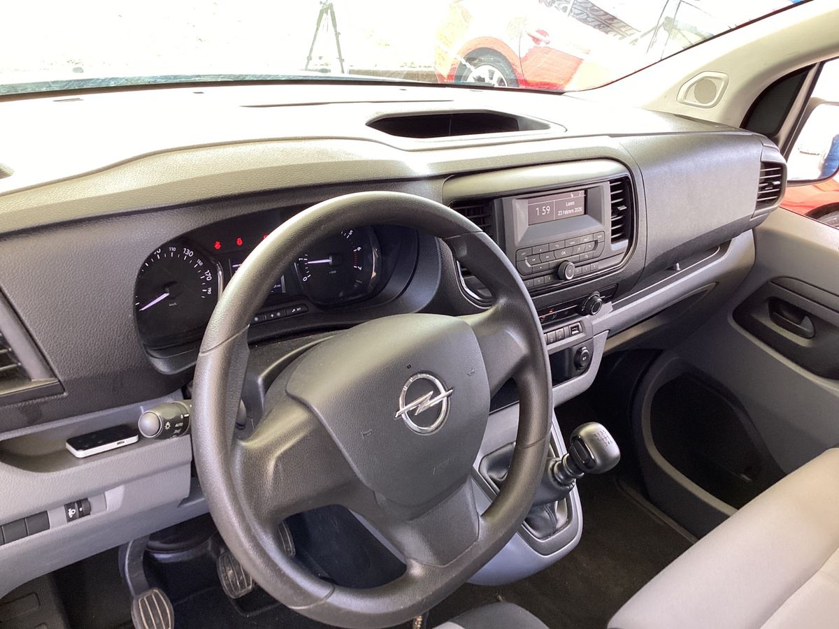Opel Vivaro 2020 — photo 27