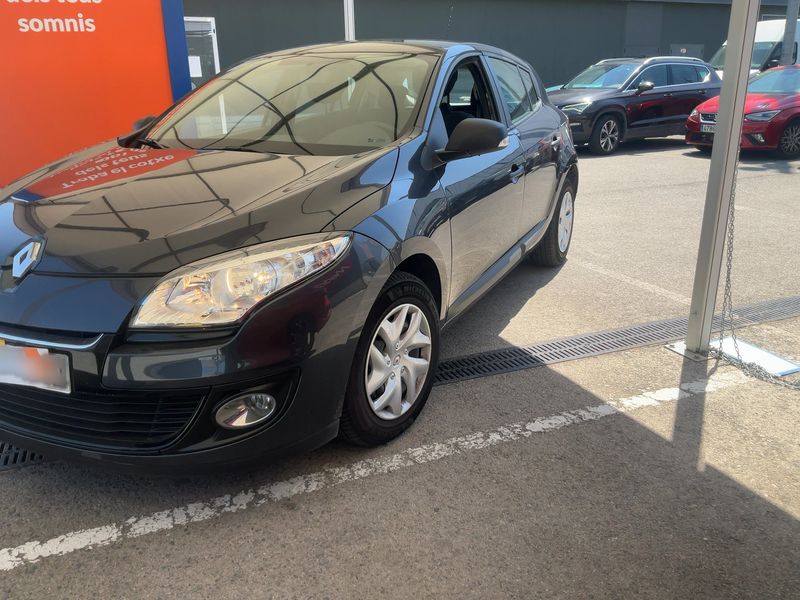Renault Megane 1.6 Authentique — zdjęcie 2