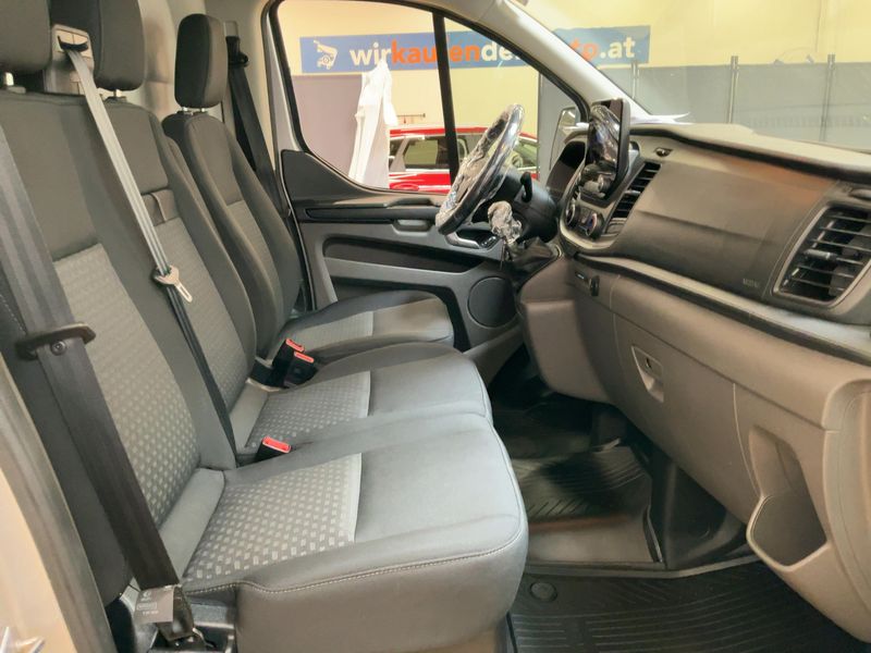 Ford Transit Custom 2.0 TDCi 300 L1 Trend — zdjęcie 11