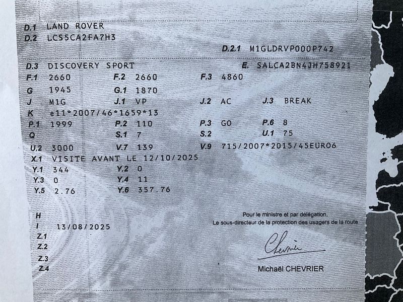 Land Rover Discovery Sport 2.0 Td4 HSE — zdjęcie 15