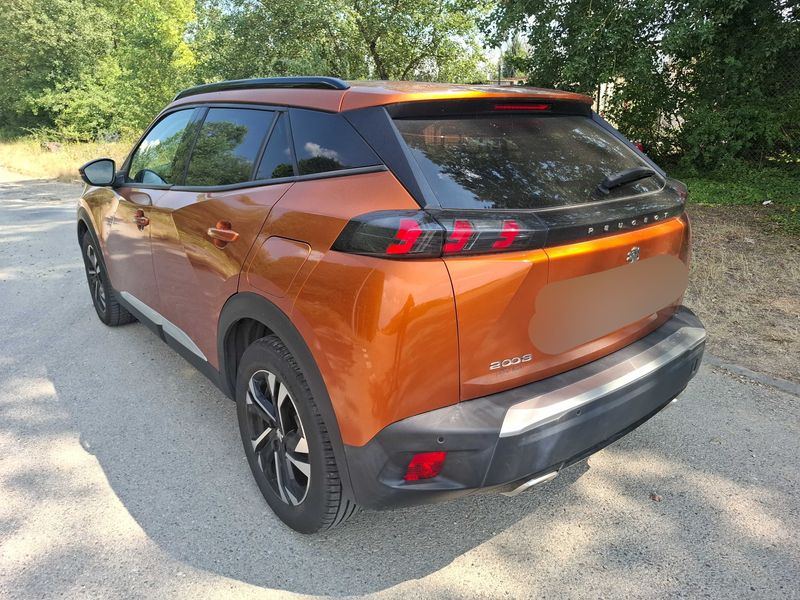 Peugeot 2008 1.2 PureTech Allure 2021 – снимка 3