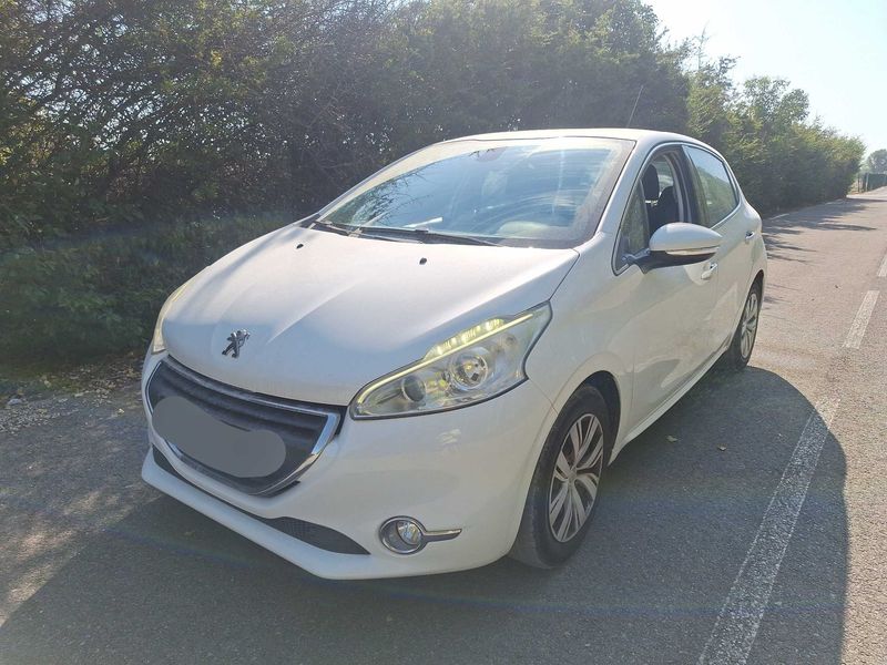 2014 Peugeot 208