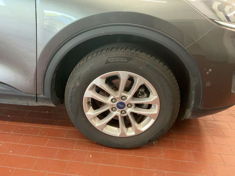 Ford Kuga 2.5 Plug-in Hybrid Titanium X 2022 – снимка 11