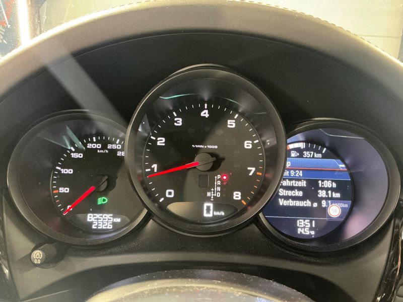 Porsche Macan 2.0 — zdjęcie 13