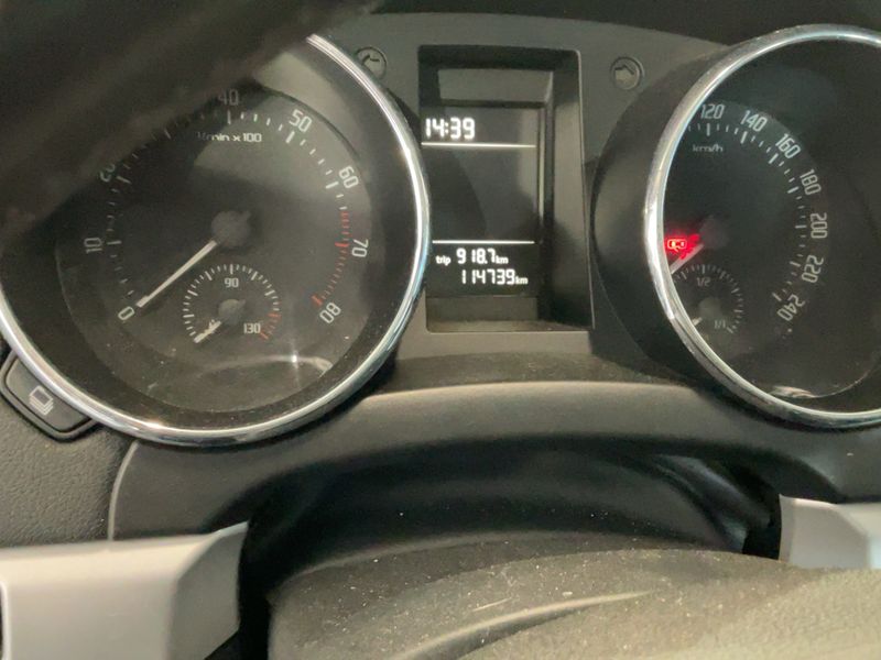 Skoda Yeti 1.2 TSI Ambition — zdjęcie 13