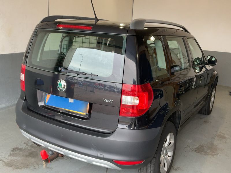 Skoda Yeti 1.2 TSI Ambition — zdjęcie 6