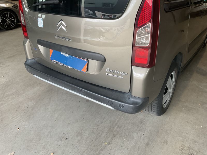 Citroen Berlingo 1.6 Blue-HDi XTR 2016 – снимка 33