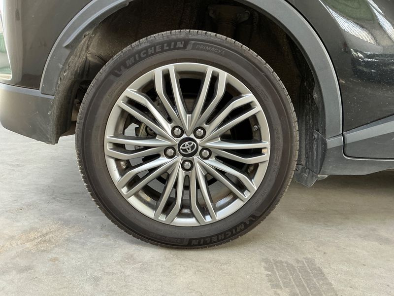 Toyota C-HR 1.8 Hybrid Business Edition 2022 – снимка 9
