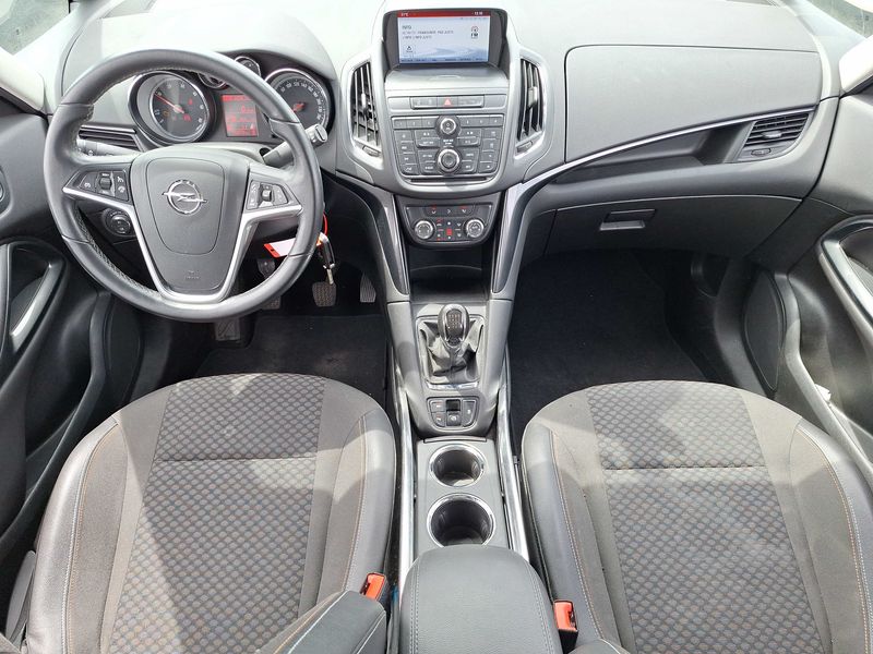 Opel Zafira Tourer 1.6 CDTI Cosmo Pack — zdjęcie 11
