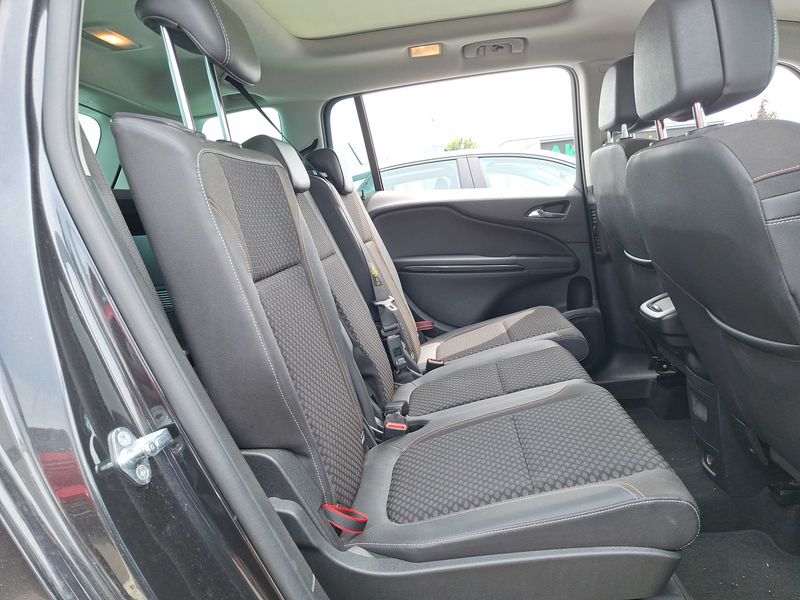 Opel Zafira Tourer 1.6 CDTI Cosmo Pack — zdjęcie 14