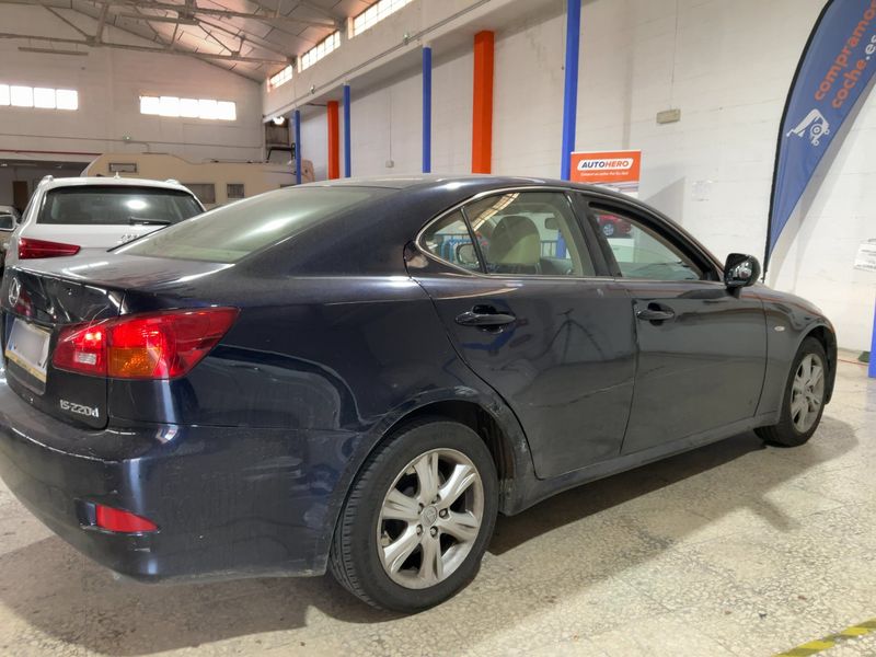 Lexus IS-Serie IS 220d Executive Line — zdjęcie 6