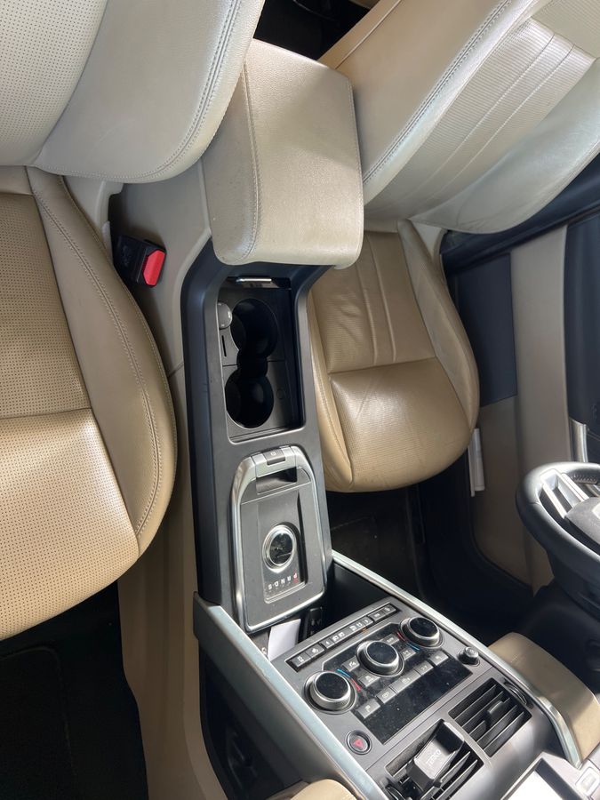 Land Rover 2018 — photo 41