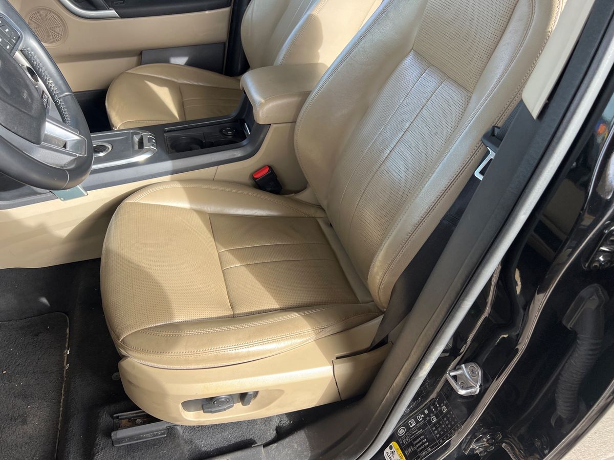 Land Rover 2018 — photo 47