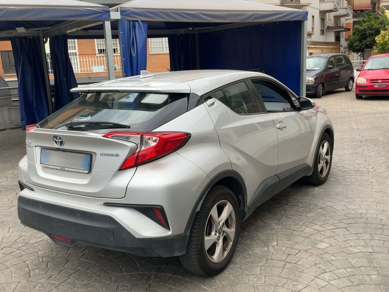 Toyota C-HR 1.8 Hybrid Active — zdjęcie 6